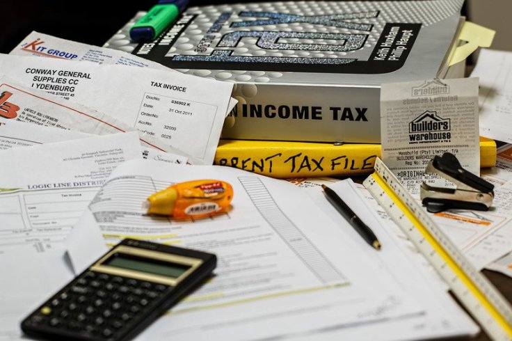 canva-income-tax,-calculation,-calculate,-paperwork,-tax-MACVi4mDs0E